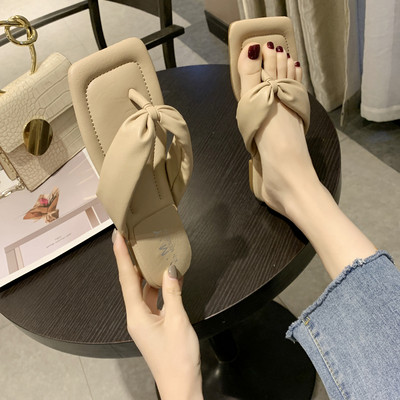 Moodsad kunstnahast ruudukujulised naiste sussid