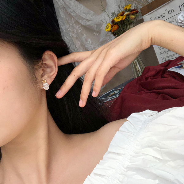 Mūsdienīgi sieviešu auskari ananāsa formā