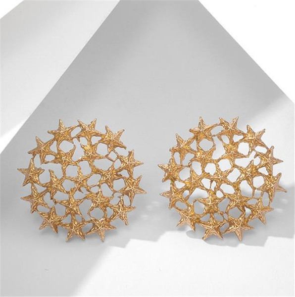 Kerek női fülbevaló csillagokkal