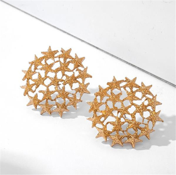 Kerek női fülbevaló csillagokkal