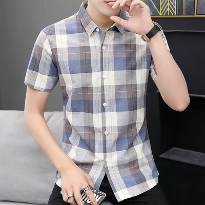 Kockás férfi ing rövid ujjal és klasszikus gallérral