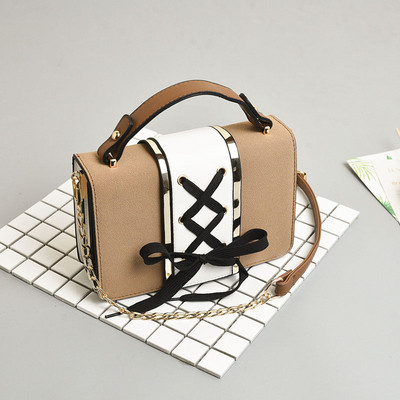 Dabartinis moteriškas kvadrato formos krepšys su raišteliais