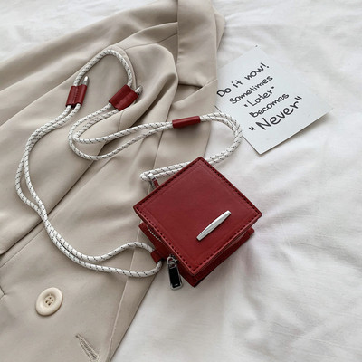 Napi női mini válltáska