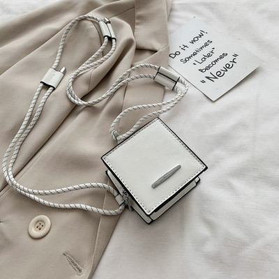 Napi női mini válltáska