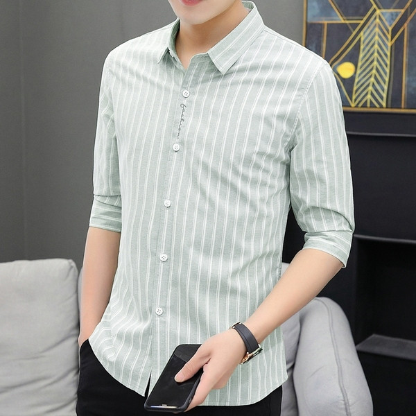 Aktuális férfi ing 3/4-es ujjal és klasszikus gallérral