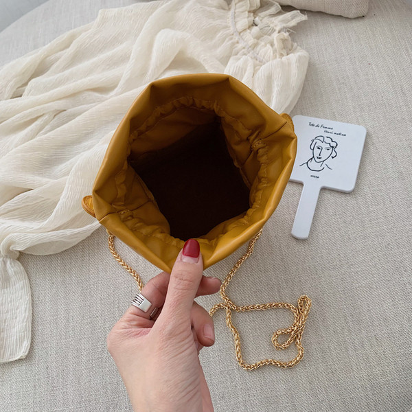 Stiilne metallist sangaga ökonahast naistekott