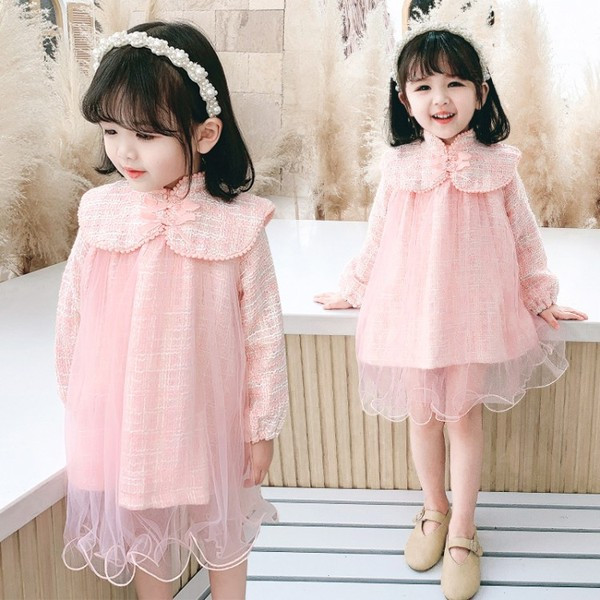 Stílusos gyerekruha lányoknak hosszú ujjal és tüllből