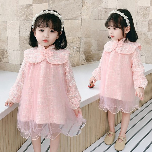 Stílusos gyerekruha lányoknak hosszú ujjal és tüllből