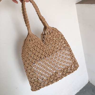 Įprastas moteriškas megztas krepšio platus modelis