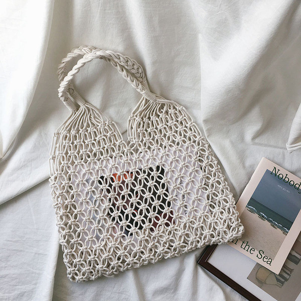 Įprastas moteriškas megztas krepšio platus modelis