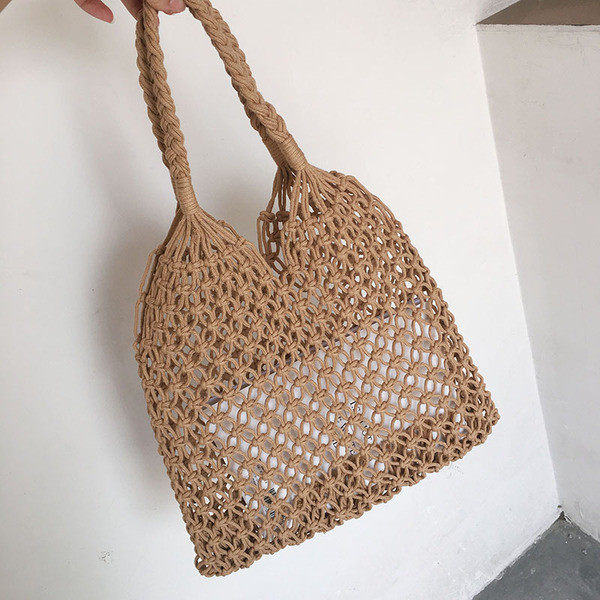 Įprastas moteriškas megztas krepšio platus modelis