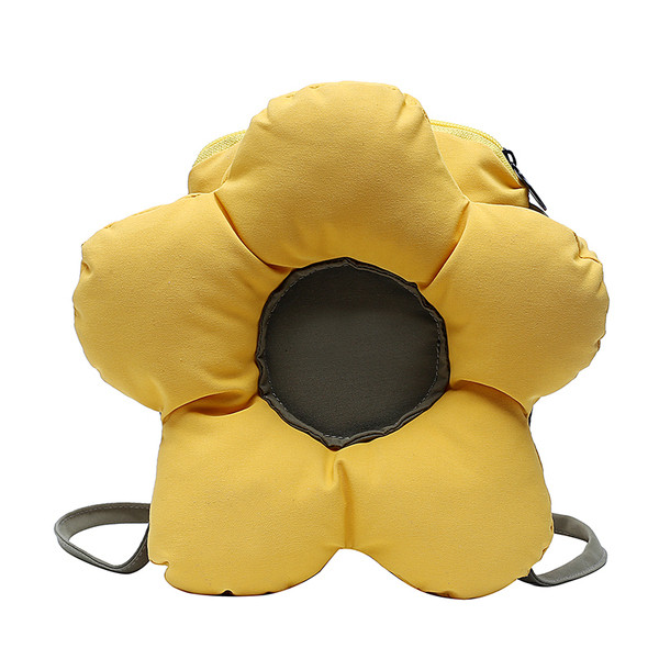 Moteriška laisvalaikio rankinė su ilga plona rankena