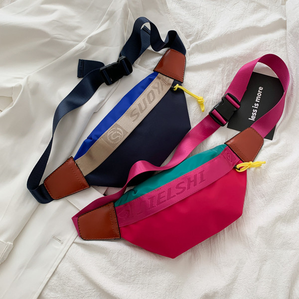 Női napi táska derékra és vállra