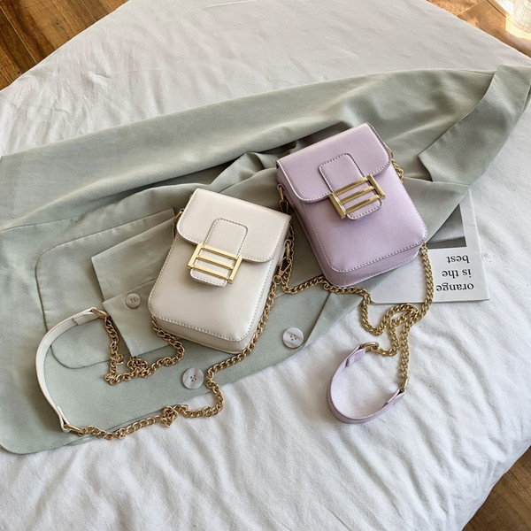 Aktuális női mini táska eco bőrből, csattal