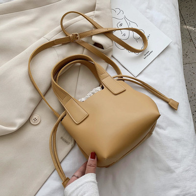 Eko bőrből készült sima modell női kézitáska