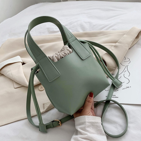 Eko bőrből készült sima modell női kézitáska