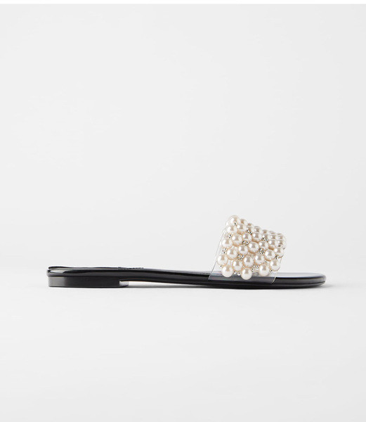 Naujo modelio šlepetės ant plokščio pado su silikonine juostele su perlais