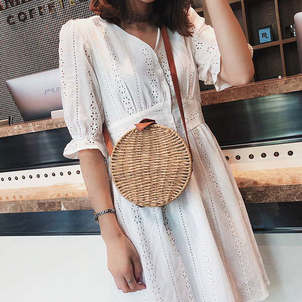 Alkalmi női kerek kötött válltáska