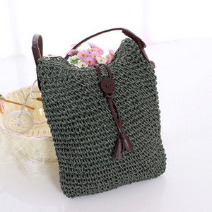 Moteriškas laisvalaikio rankinės platus modelis su kaklaraiščiais