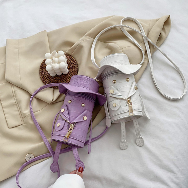 Modern női táska eko bőrből, fém elemekkel