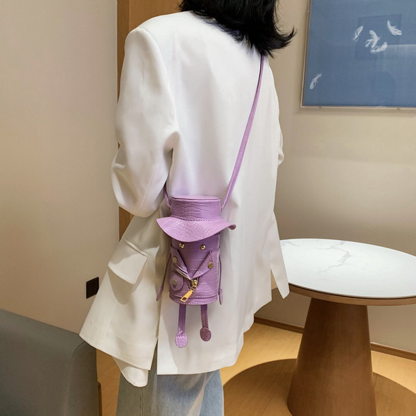 Modern női táska eko bőrből, fém elemekkel