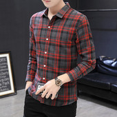 Klassikalise krae ja pikkade varrukatega ruuduline meestesärk