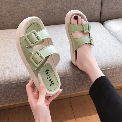 Női bőr papucs lapos talppal