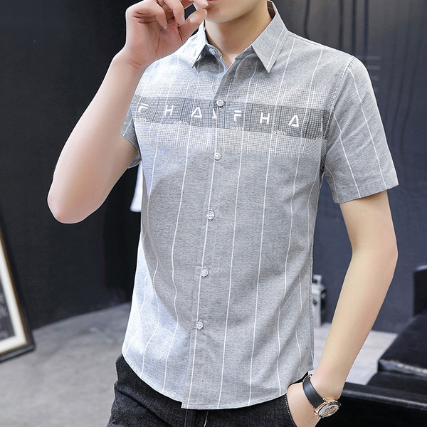 Aktuális férfi ing hímzéssel és rövid ujjal