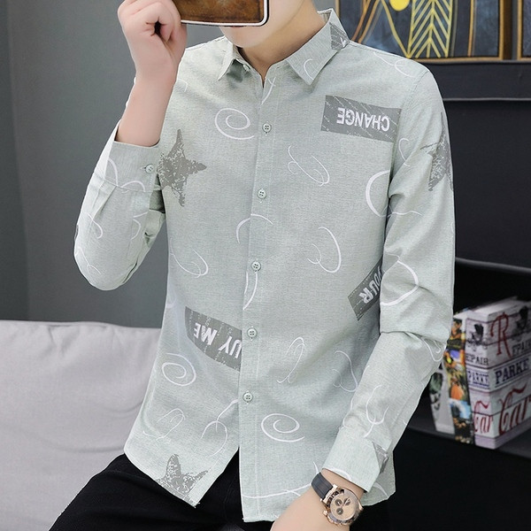 Moderna muška košulja dugih rukava i klasične kragne