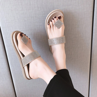 Naujo modelio moteriškos šlepetės su akmenukais ant dirželio