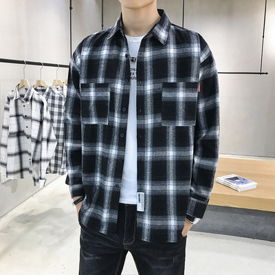 Muška karirana košulja s džepom i dugim rukavima