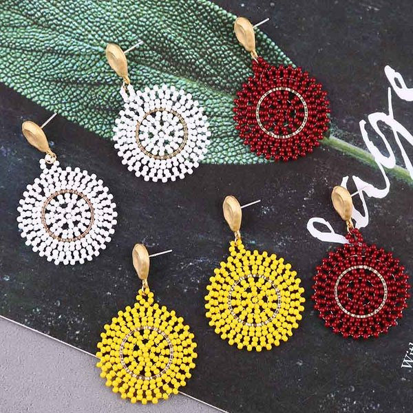 Alkalmi női fülbevaló kerek formában