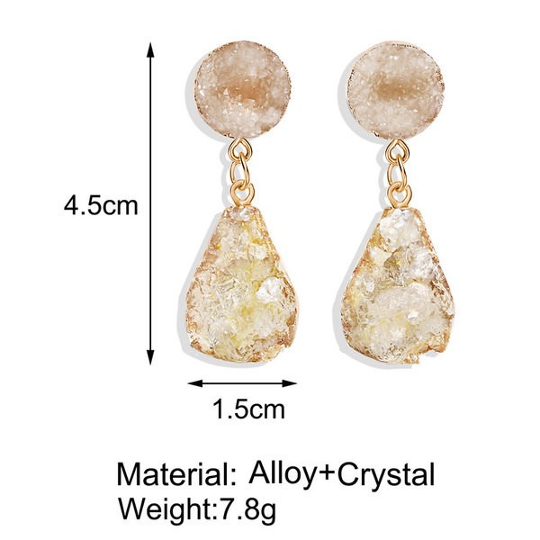 Modern női fülbevaló színes kristályokkal