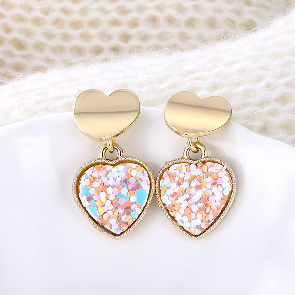 Modern női fülbevaló szív alakú flitterekkel