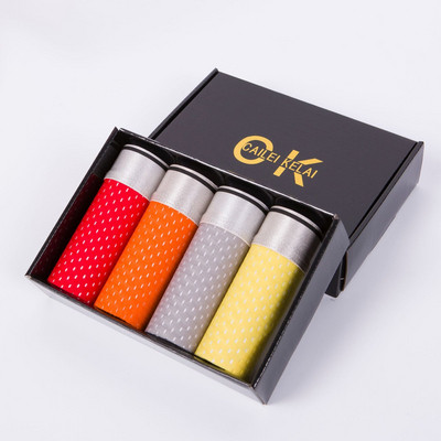 Légáteresztő anyagból készült 4 db boxer szett