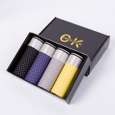 Légáteresztő anyagból készült 4 db boxer szett