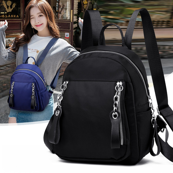 Női alkalmi hátizsák cipzárral és fém láncokkal