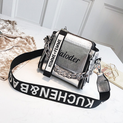 Modern női mini táska hosszú füllel