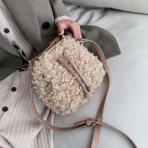 Napi női válltáska