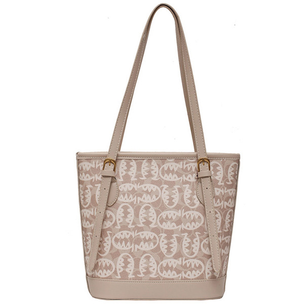 Praegune naiste koti lai mudel