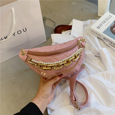 Stílusos női válltáska díszgyöngyökkel