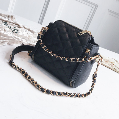 Hétköznapi női mini táska hosszú füllel