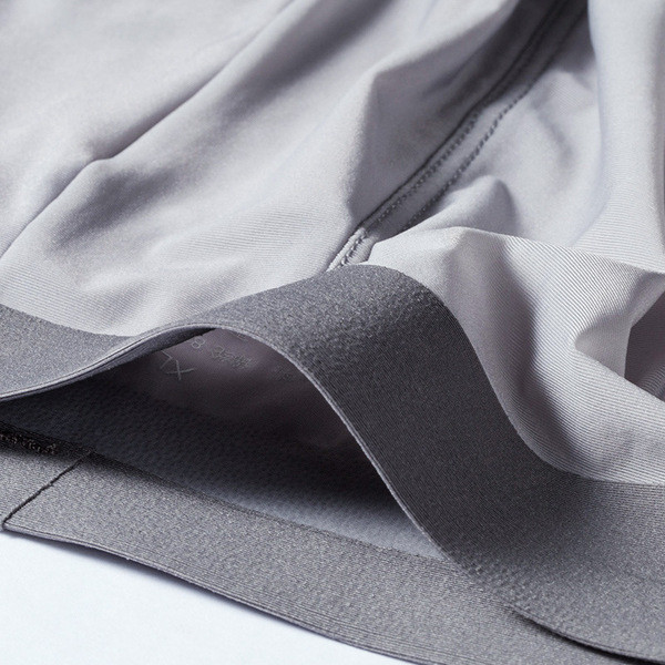 Hingavast kangast elastse vöökohaga meeste bokserid