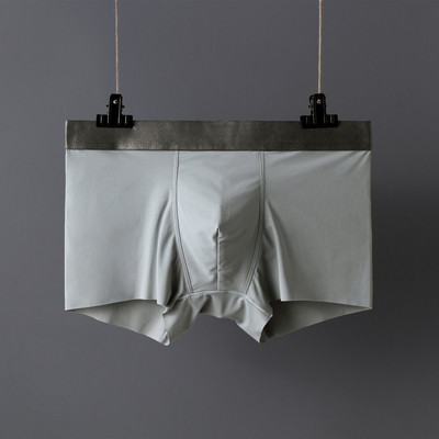 Varrás nélküli férfi boxer elasztikus derékkal