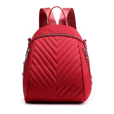 Dombornyomott női hátizsák állítható fülekkel