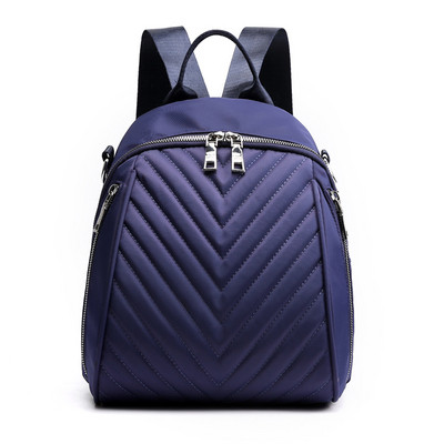 Dombornyomott női hátizsák állítható fülekkel