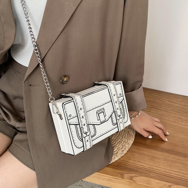 Öko bőrből készült, négyzet alakú női topiktáska