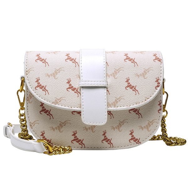 Γυναικεία casual τσάντα κλασικόμοντέλο με μεταλλική λαβή