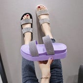 Hit női papucs magas talppal