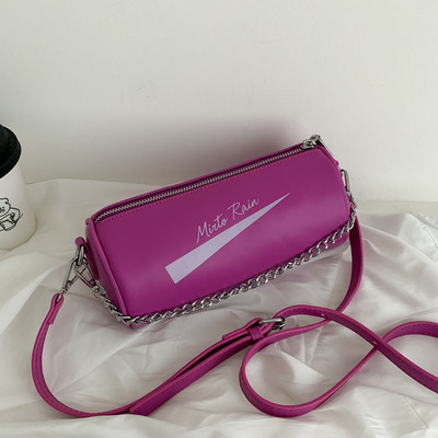 Moteriška kasdienė rankinė su užrašu ir ilga rankena